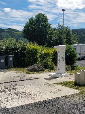 Einem Ort wurde ein Foto hinzugefügt