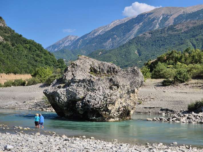 Albturist :Vjosa Rafting & Ecocamping Permët,Albania