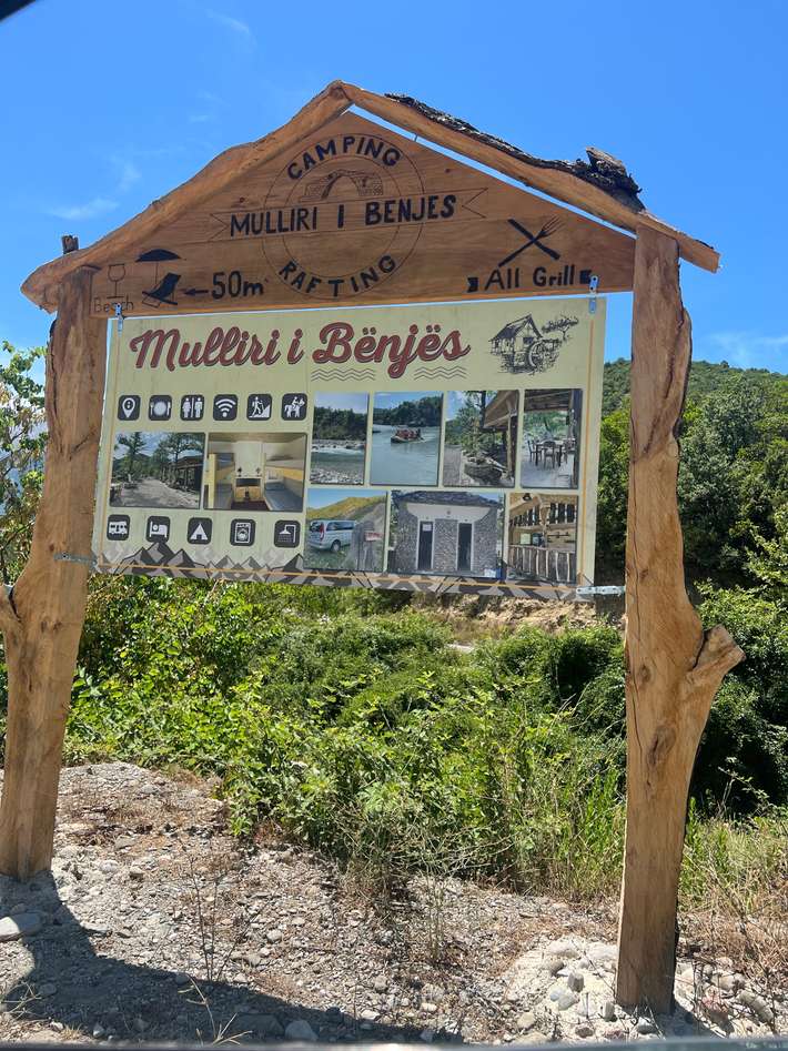 Camping Rafting Mulliri i Benjes