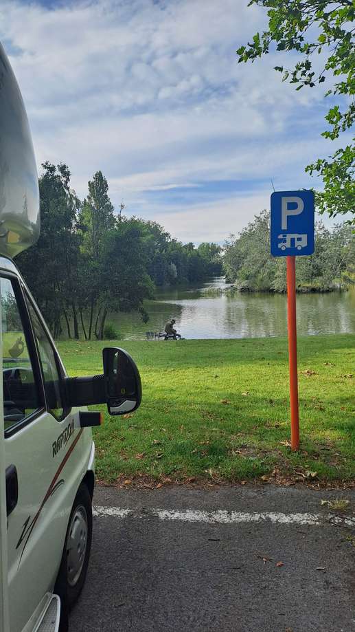Einem Ort wurde ein Foto hinzugefügt