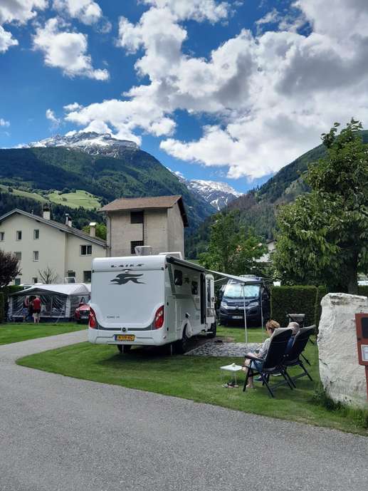 Einem Ort wurde ein Foto hinzugefügt