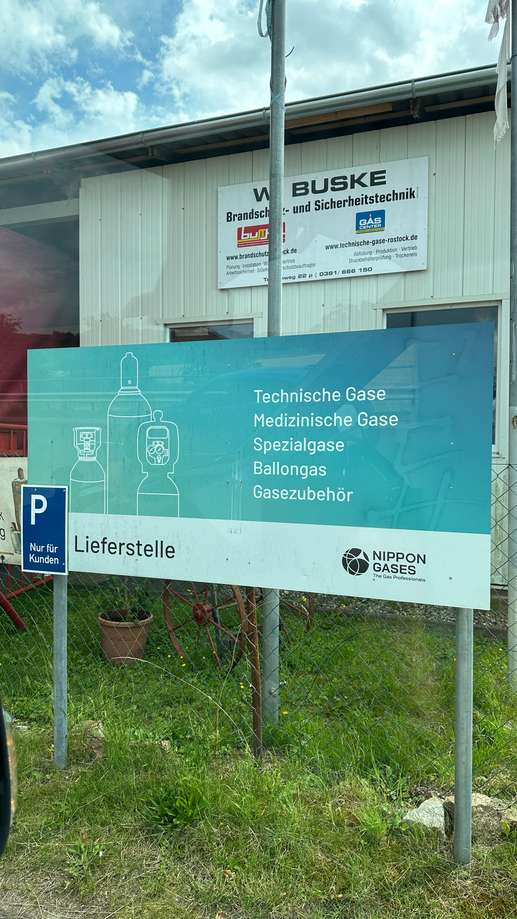 Einem Ort wurde ein Foto hinzugefügt