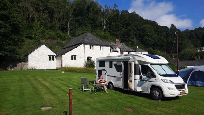 Exe Valley Caravan Site