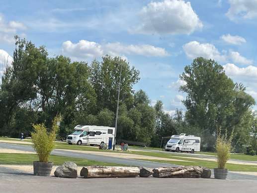 Added a photo to a location