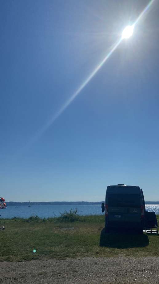 Einem Ort wurde ein Foto hinzugefügt