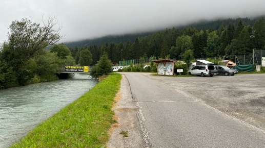 Added a photo to a location