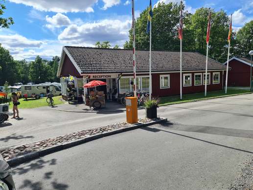 Einem Ort wurde ein Foto hinzugefügt