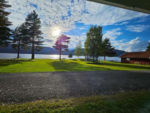 Added a photo to a location