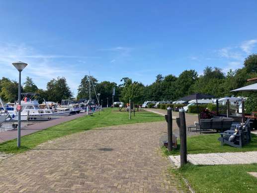Added a photo to a location