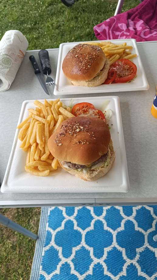 Einem Ort wurde ein Foto hinzugefügt