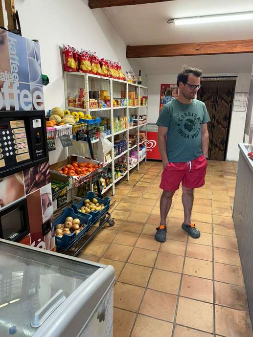 Einem Ort wurde ein Foto hinzugefügt