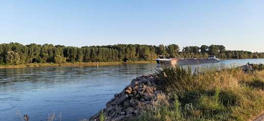 Added a photo to a location
