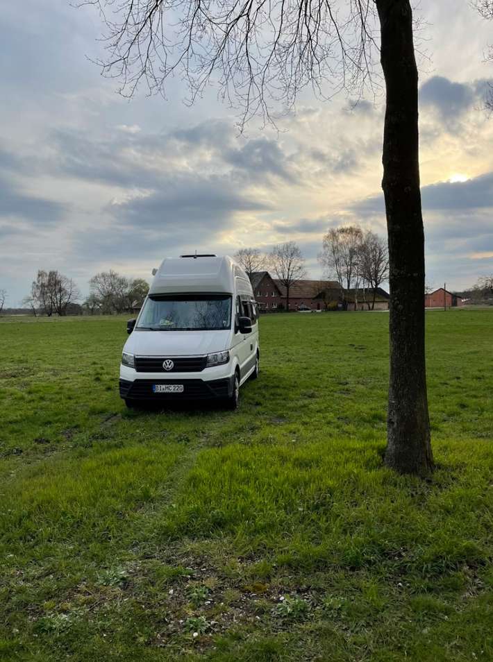 Ruhige Wiese am Grubebach