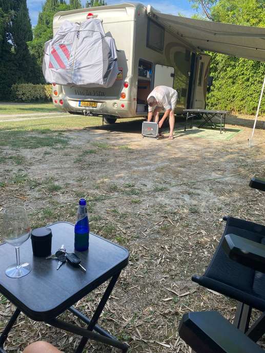 Einem Ort wurde ein Foto hinzugefügt