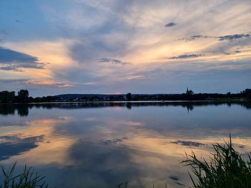 Added a photo to a location