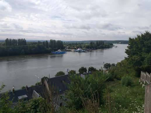 Added a photo to a location