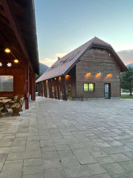 Een foto toegevoegd aan een locatie