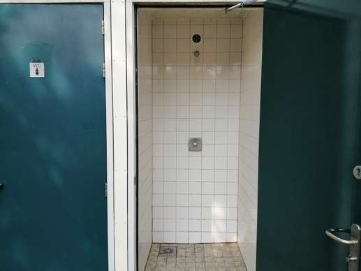 Einem Ort wurde ein Foto hinzugefügt