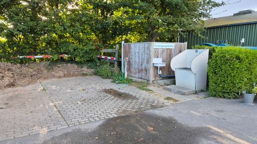 Einem Ort wurde ein Foto hinzugefügt