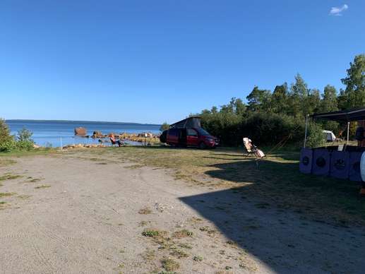 Added a photo to a location