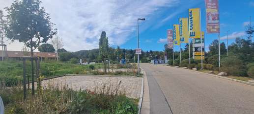 Einem Ort wurde ein Foto hinzugefügt
