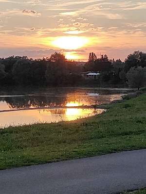 Added a photo to a location