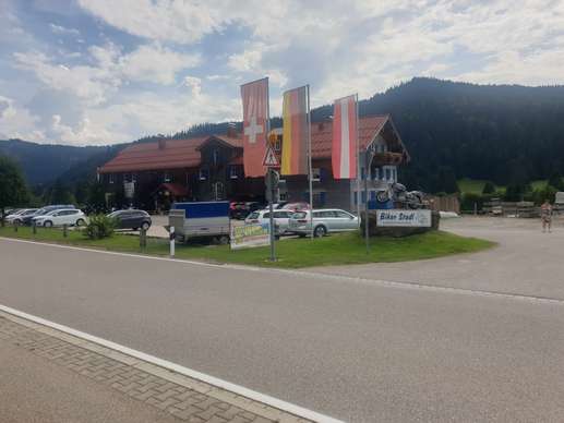 Added a photo to a location
