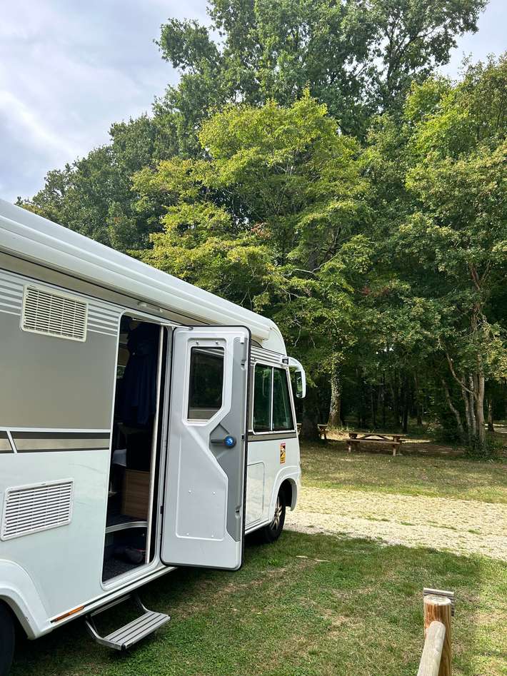 Camping-car park - Camping de mon village de Sepmes