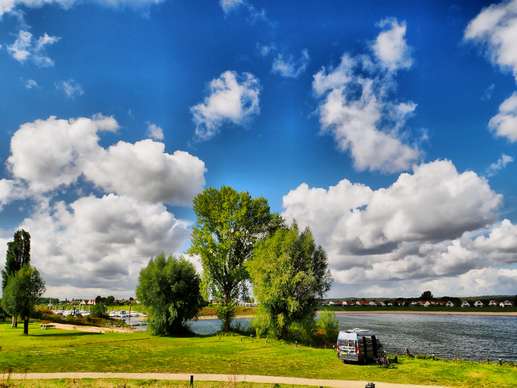 Added a photo to a location