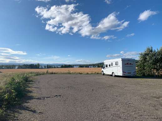Added a photo to a location