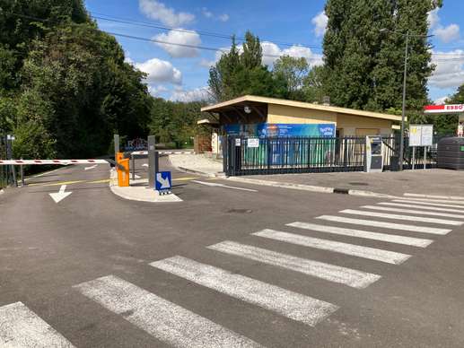 Added a photo to a location