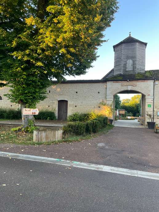 Einem Ort wurde ein Foto hinzugefügt