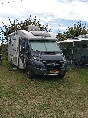 Een foto toegevoegd aan een locatie