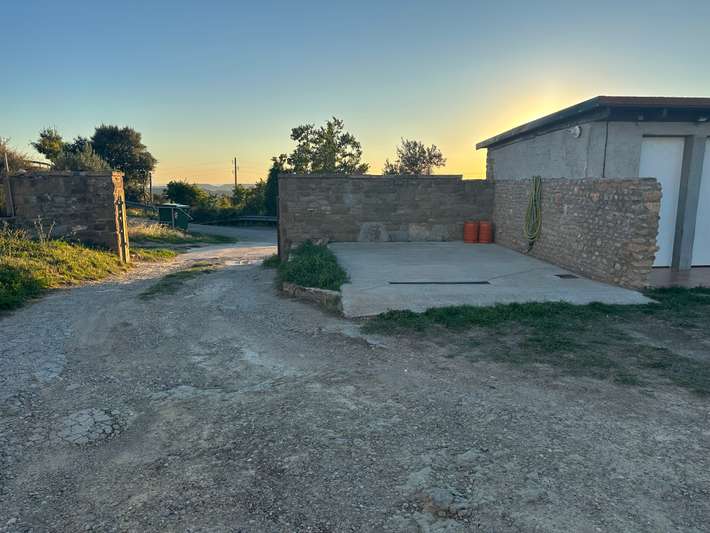 Aparcamiento en el Refugio el Pajar