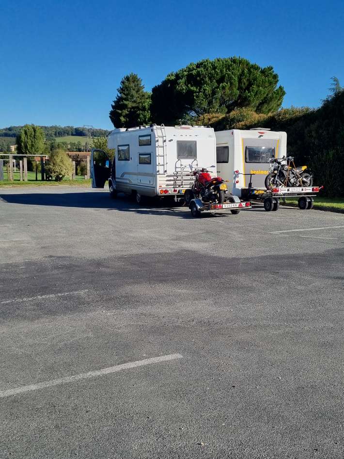 Aire de camping-car de Varès