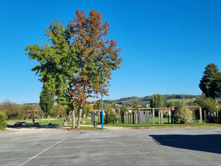 Aire de camping-car de Varès
