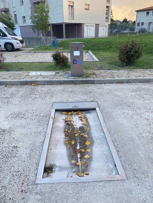 Einem Ort wurde ein Foto hinzugefügt