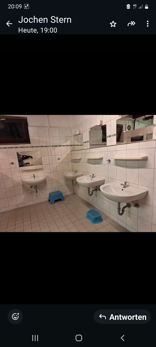 Einem Ort wurde ein Foto hinzugefügt