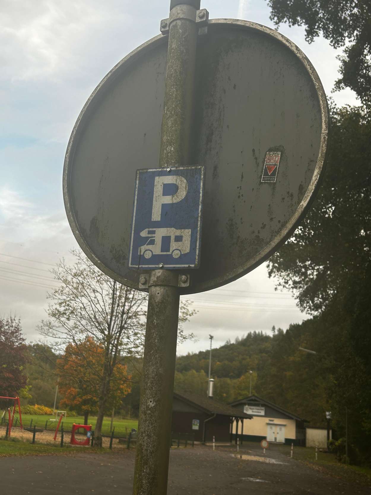 Zum Sportplatz Grünebach