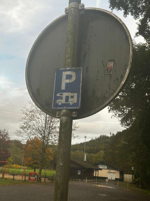 Einem Ort wurde ein Foto hinzugefügt