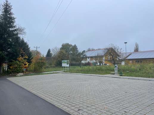 Einem Ort wurde ein Foto hinzugefügt