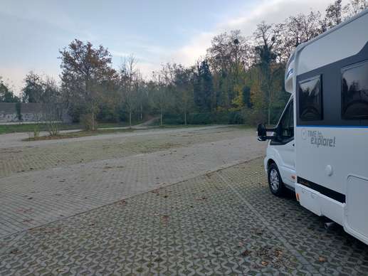 Einem Ort wurde ein Foto hinzugefügt