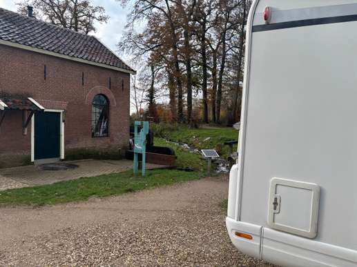 Een foto toegevoegd aan een locatie
