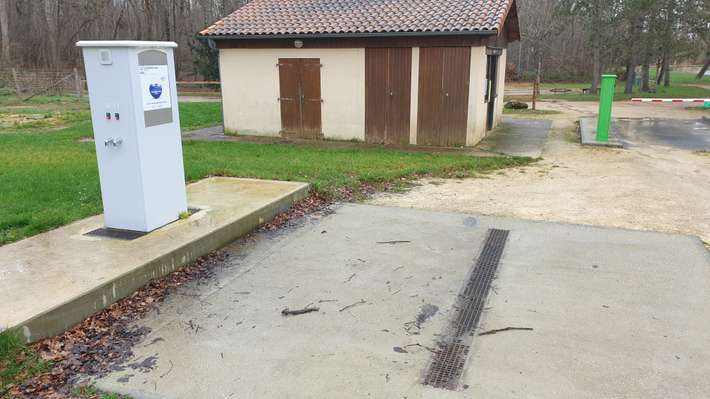 Camping-Car Park de Guesnes