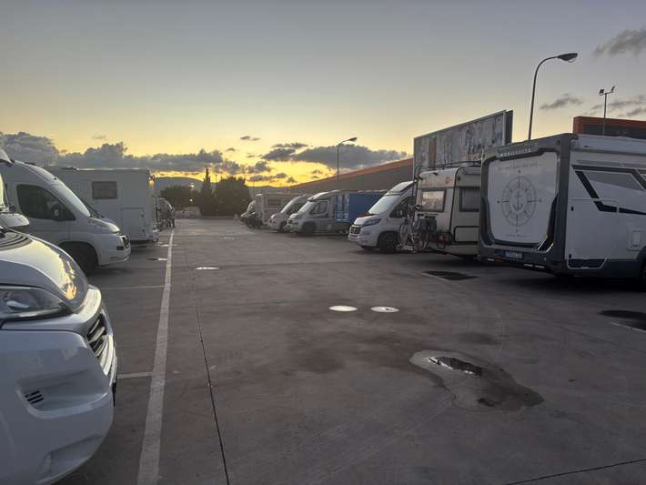 Parking Palmones