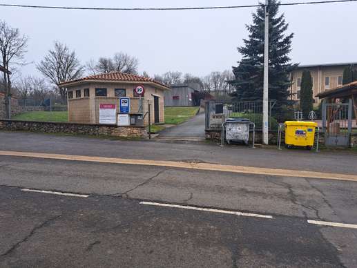 Added a photo to a location