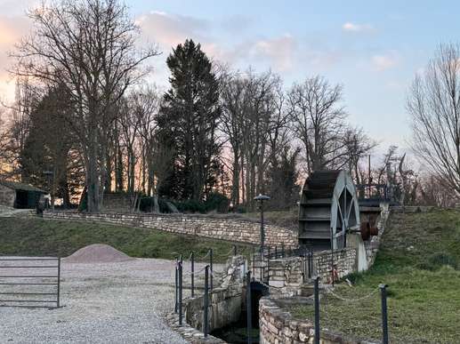 Aggiunta una foto a una posizione