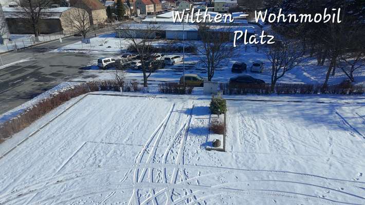 Stellplatz an der Schnapsbrennerei