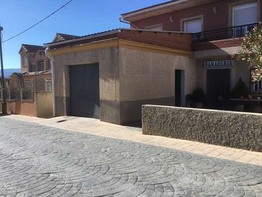 Added a photo to a location