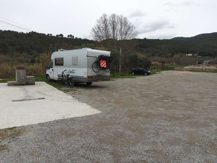 Parking Sant Quinti de Mediona